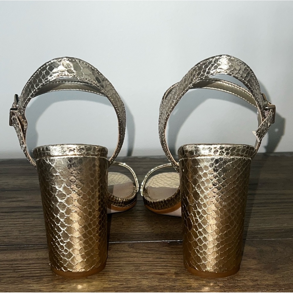 Ladies, size 7 Heels